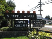 V. Sattui Winery／ヴィ.サトゥーイ・ワイナリーでテイスティング